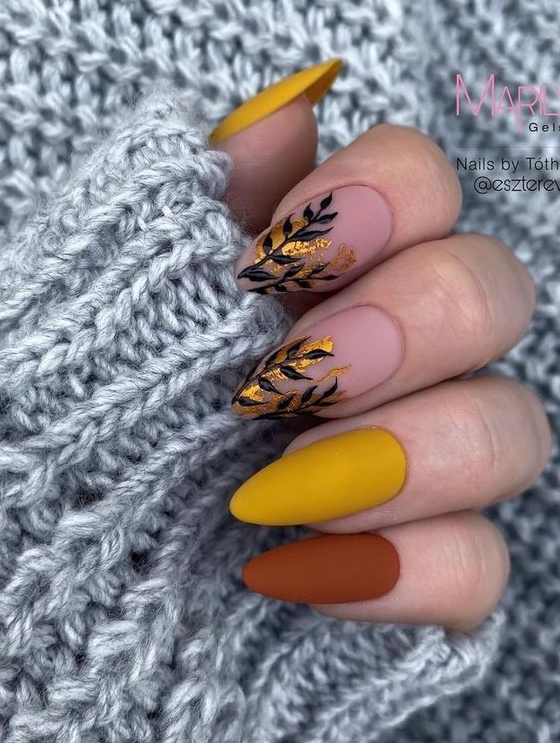 Thanksgiving Nails Designs With Cutest Fall Nail Designs