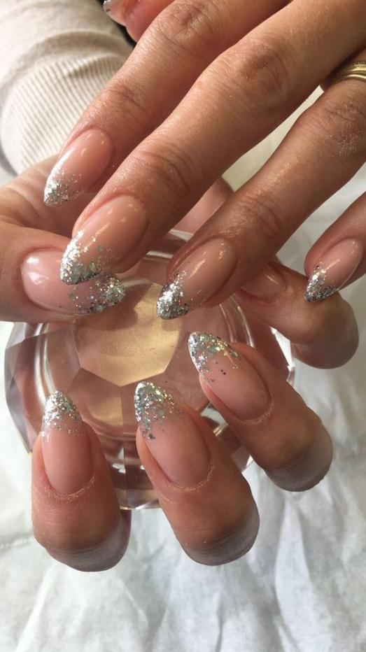 Pretty December Nail Trends - Winter Nails 14