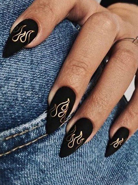 Black Nail Sets - Black Nail Designs For Every Aesthetic