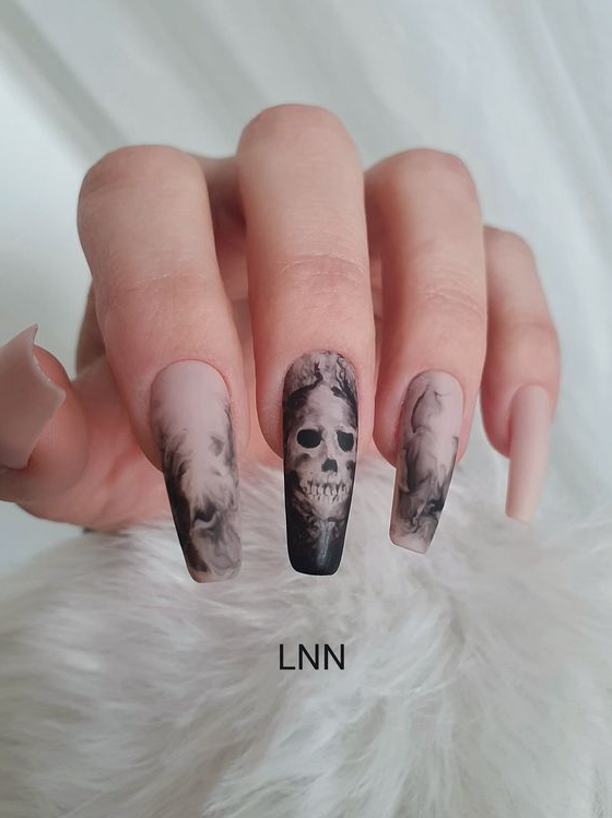 Black Nail Sets - Goth Press on nails, Gothic press on nails, Dark Gothic nails