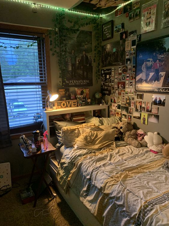 Grunge Bedroom Aesthetic - my room bedroom aesthetic