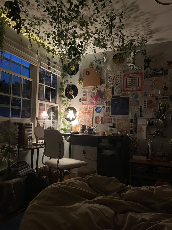 Grunge Bedroom Aesthetic - room aesthetic roominspiration arthoe