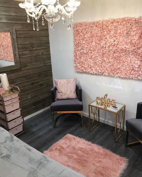 Lash Room Ideas Small Spaces   Aesthetic Pink Themed Living Room