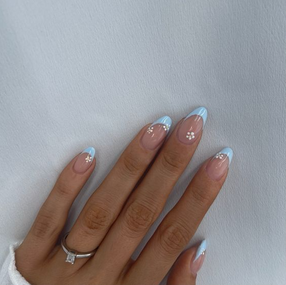 Nails For Engagement Pictures - Spring summer nail inspo