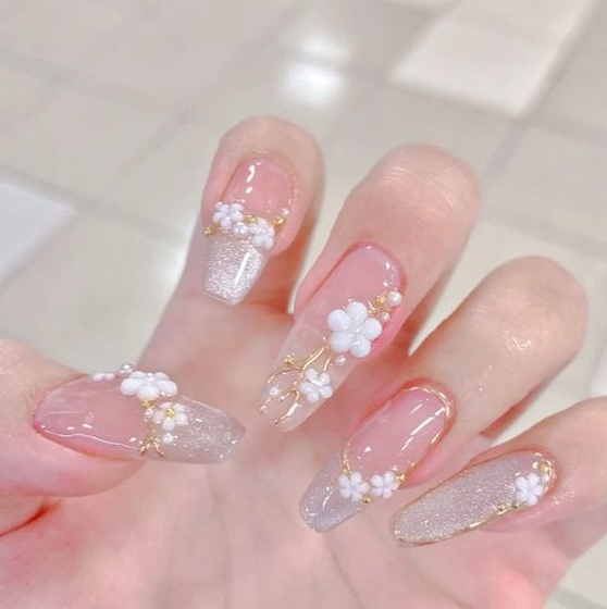 Nails With Gems - Cute Flower Patterned Press-on Nails Nail Art Beautiful Fake