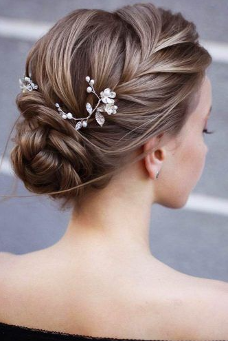 Hair Styles Up   Stylish And Cute Homecoming Hairstyles