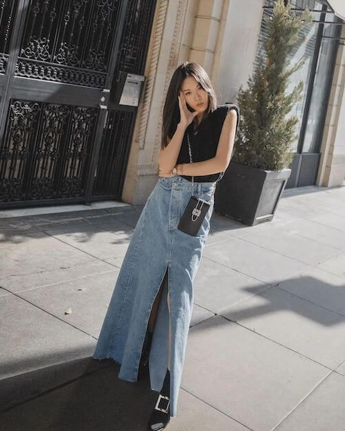 Jeans Skirt Outfit   What To Wear With Long Skirts Without Looking Frumpy
