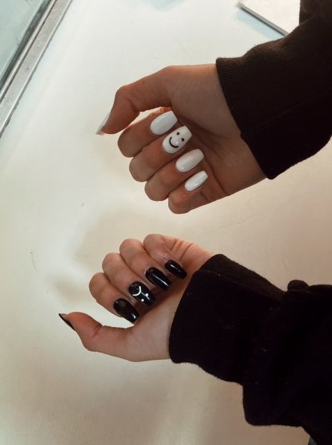 Nails Black And White   Black And White Acrylic