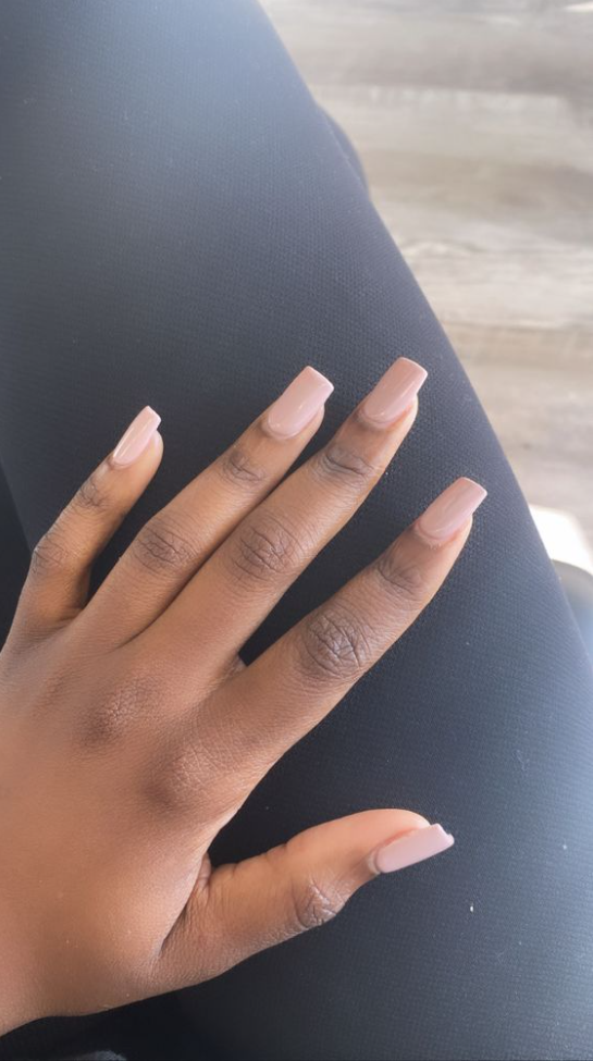 Nails On Dark Skin Hands - Nude nails on Dark Skin