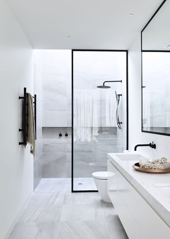 Small Bathroom Ideas   Bathing Beauties The World’s Most Luxurious