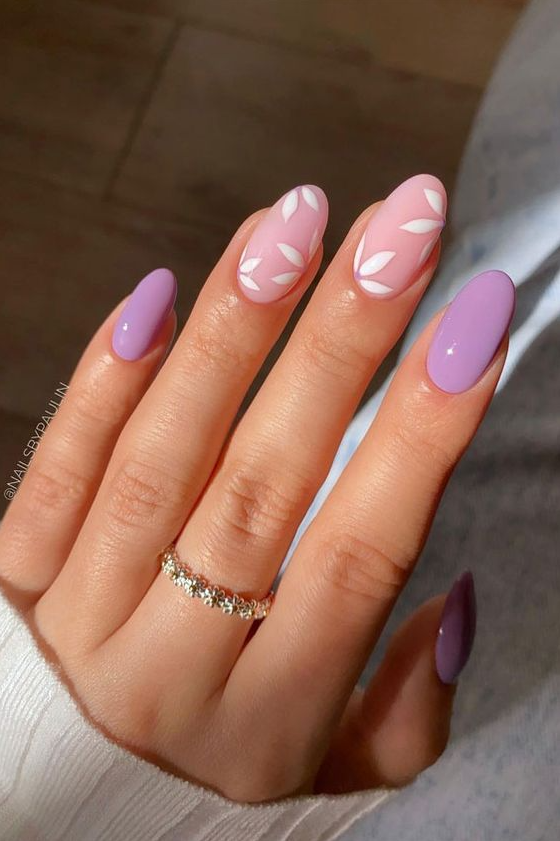 Spring Nail Ideas - Best Spring Nail Ideas For 2023 Soft Purple & Flower Sheer Nails
