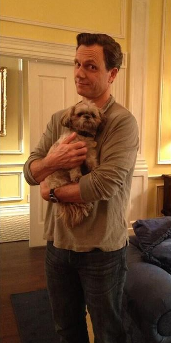 Tony Goldwyn   Tony Goldwyn With Dog