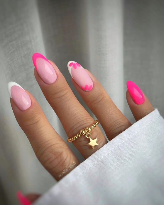 Gorgeous 2023 French Tip Nails