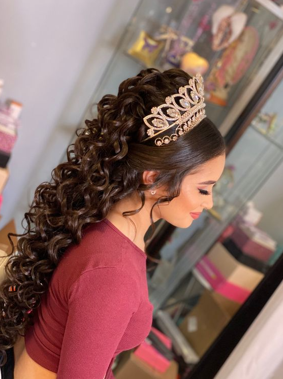 Hair Down Quinceanera Hairstyles   Quinceanera Curls With Crown