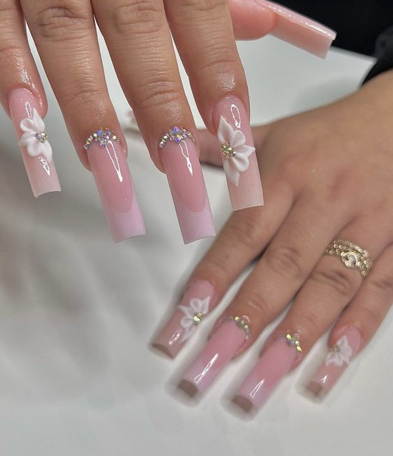 Short Quince Nails   Pink French Tip White 3d Flower Bling Acrylic Nails