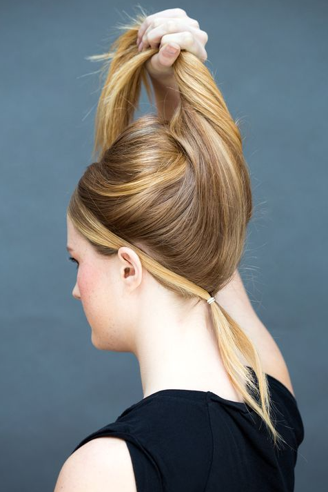 Hair Styles For Work   Easy Hairstyles To Copy When You're Running Late