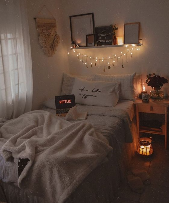 Bedroom Aesthetic Cozy   Cozy And Warm Bedroom For Netflix And