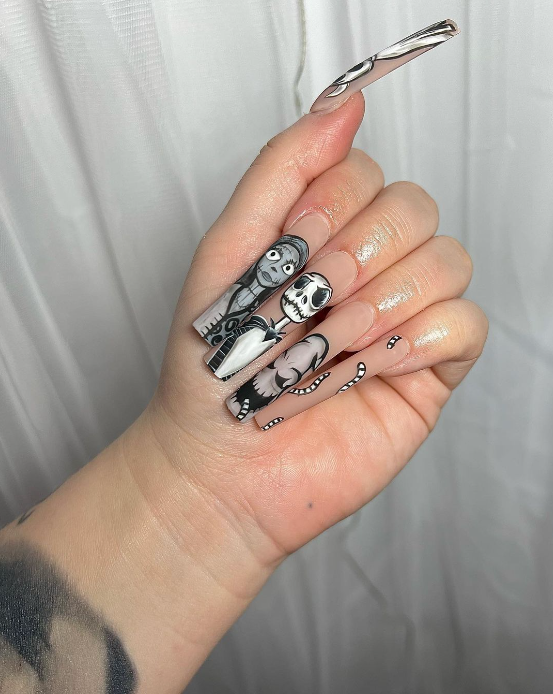 Awesome Best 2023 Halloween Nails Picture