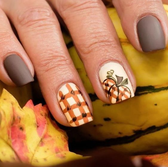 Fall Nails Ideas Autumn - Fall Nails Ideas Matte Shabby Chic Square Acrylic Fall Nails Design with Pumpkin