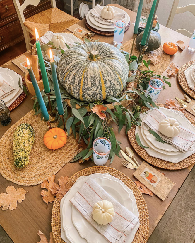 New Thanksgiving Table Settings   Pumpkin Centrepiece