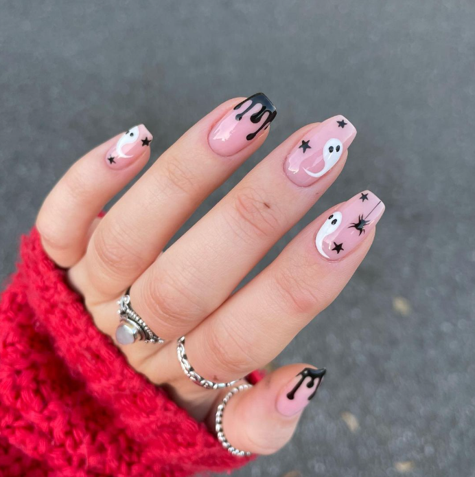 Pretty Coolest Halloween Nails