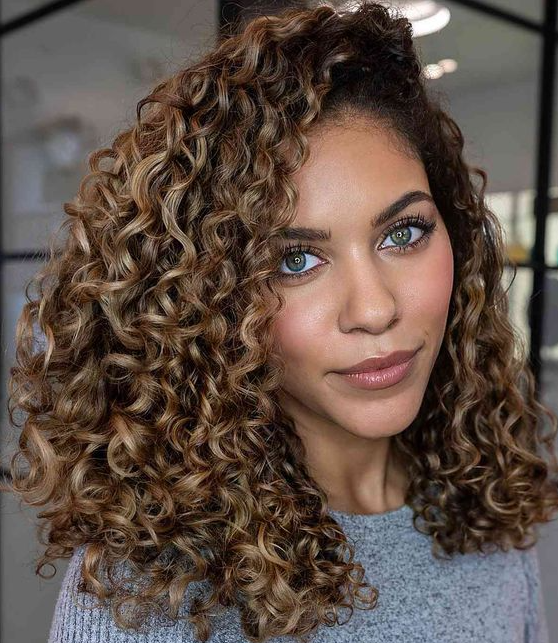 Mid Length Haircut   The Best Shoulder Length Curly Hair Cuts &