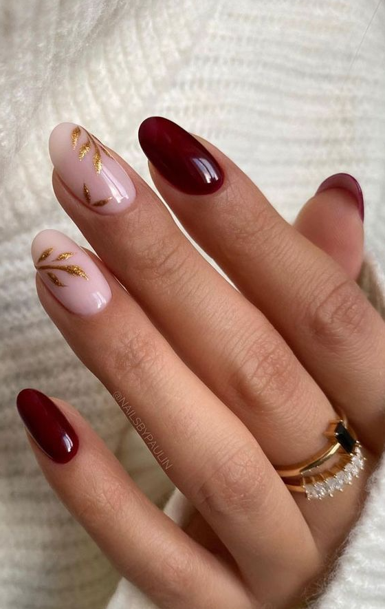 Nail Ideas Fall   Gorgeous Fall Nails That’re Perfect For Thanksgiving Gold Leave Red Wine Nails