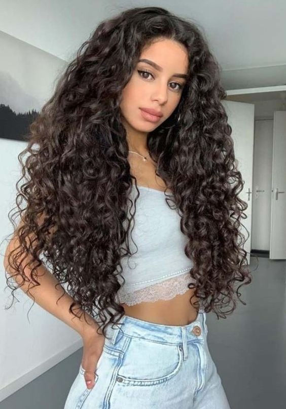 Best Hair Tips For Styling Curly Hair