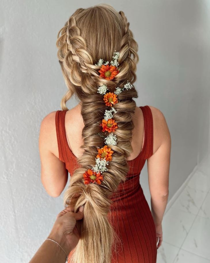 Awesome 2024 Prom Hairstyles Ideas