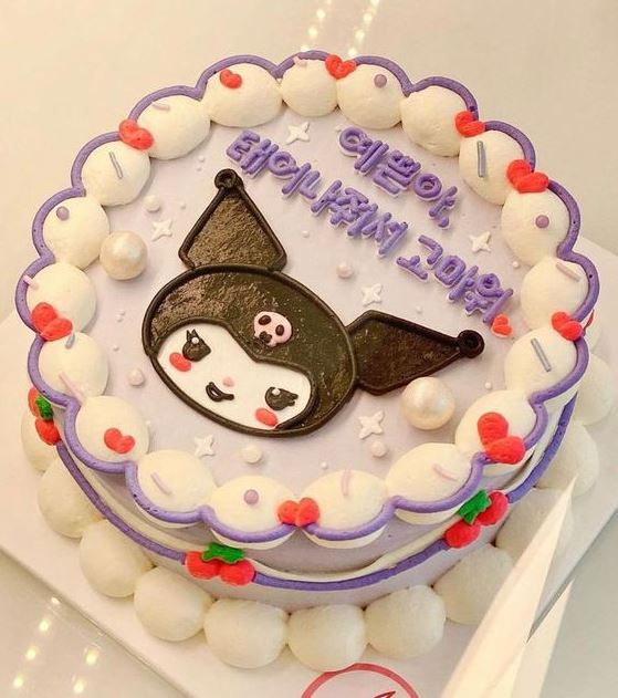 Kuromi Cake   Kuromi Cake Anime Cake, Mini Cakes Birthday, Pretty Birthday Cakes