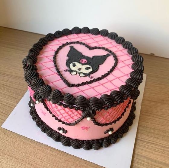 Kuromi Cake   Kuromi Cake, Pretty Birthday Cakes, Anime Birthday, Hello Kitty Birthday Cake