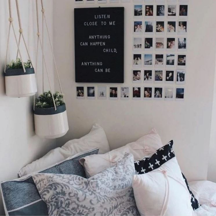 Poloroid Pictures Ideas With Letterboard