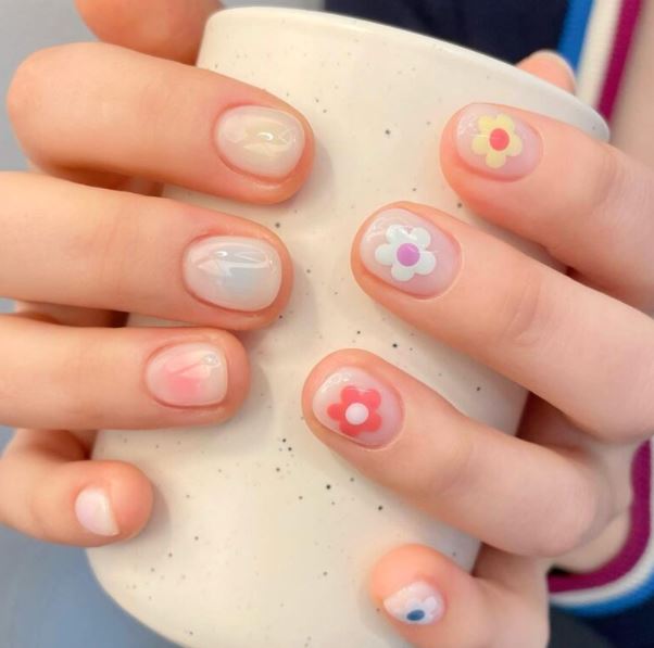 Amazing Simple Spring Nail Designs Picture