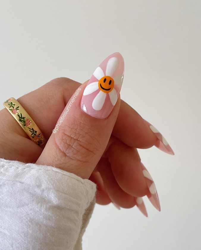 Amazing Simple Summer Nail Designs For 2024 Picture