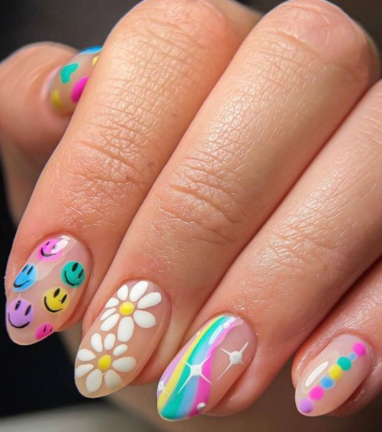 Nails Flower   Summer Flower  And Summer Glitter  Nail Designs Nail Art Nail Colors Daisy  Summery  Funky