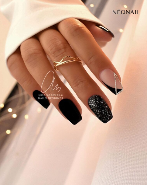 Amazing Trendy Manicure Designs Gallery