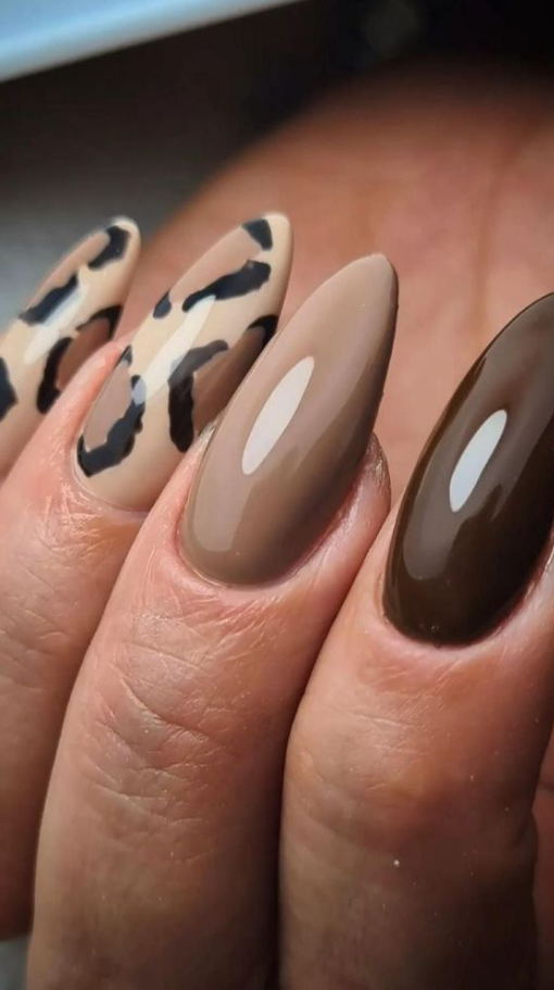 Amazing Fall Nail Ideas Festive Nail Art Designs Top Trending Fall Nail Awesome Winter Nails Gel Nails Nail Colors Chic Nails Nail Designs Stylish Nails Art Leopard Nails