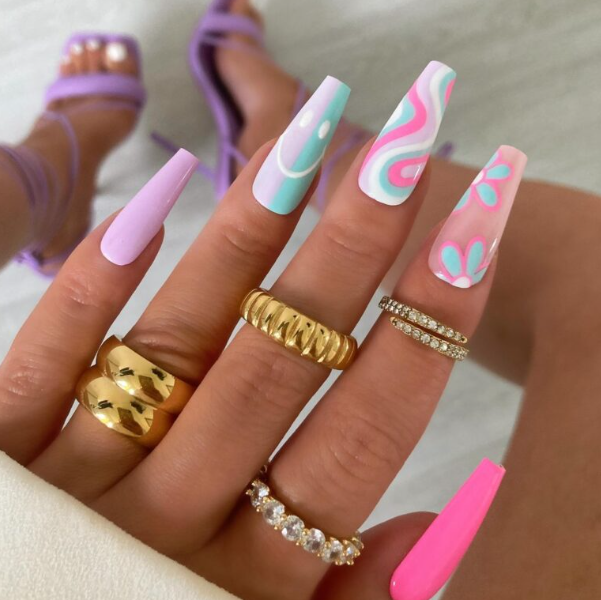 Cute Trendy Manicure Designs Photo