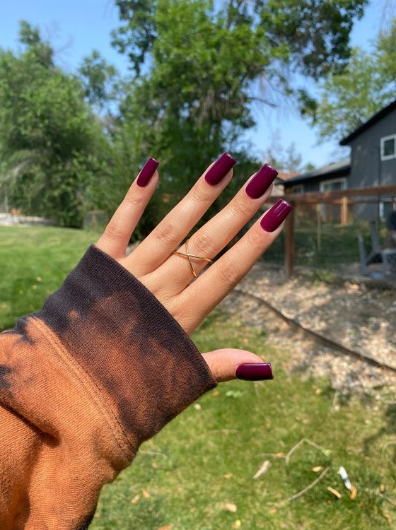 Dark Maroon Autumn Nails Short Square In Picture Fall Nails Maroon Nails Fall Acrylic Nails September Nails Fall Gel Nails Gel Nails Minimalist Nails