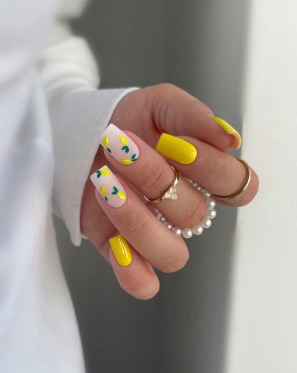 Pretty Top 2024 Nails Gallery