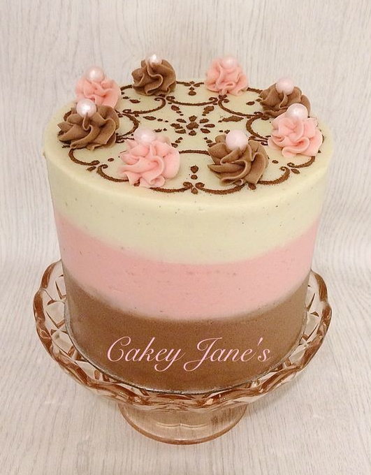 Neopolitan Ombré Layer Cake Chocolate, Strawberry & Vanilla Neopolitan Cake Cake Decorating Neapolitan Cake Party Cakes Cake Inspiration Chocolate Strawberry Cake