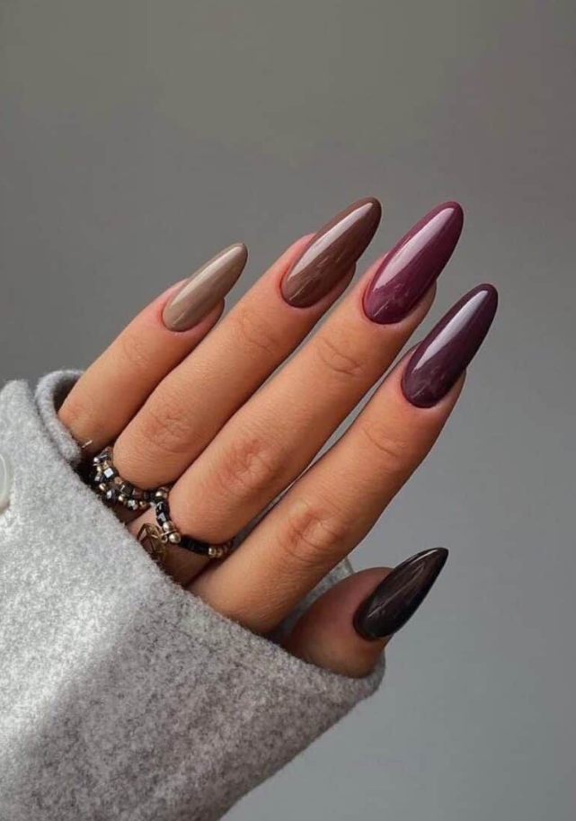 Stunning Fall Nails For 2024 Simple, Trendy, Chic Designs Stylish Nails Nail Colors Gel Nails Nails Designs Almond Nails Nail Art