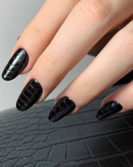 Croc Embossed Black Mani