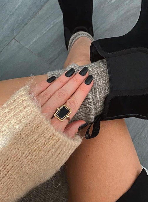 Simple Black Manicure