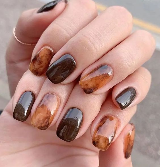 101+ Trendiest Fall Nails Of 2022 You NEED To Try