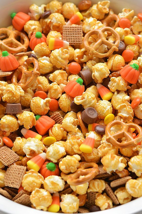 Halloween Treats With Scarecrow Crunch Snack Mix