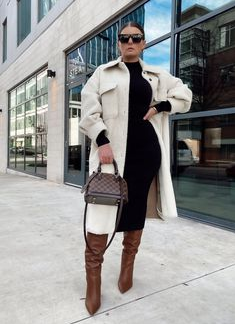 Cute Casual Winter Outfits Ideas With Elegant Winter White Outfits To Match The Chilling Vibes Of The Season