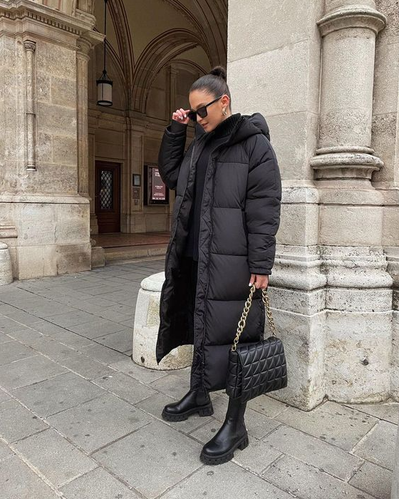 Simple winter outfits With 🐝Maja on Instagram All black