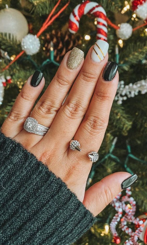 Winter Nails With Festive Christmas Nail Designs Perfect For The