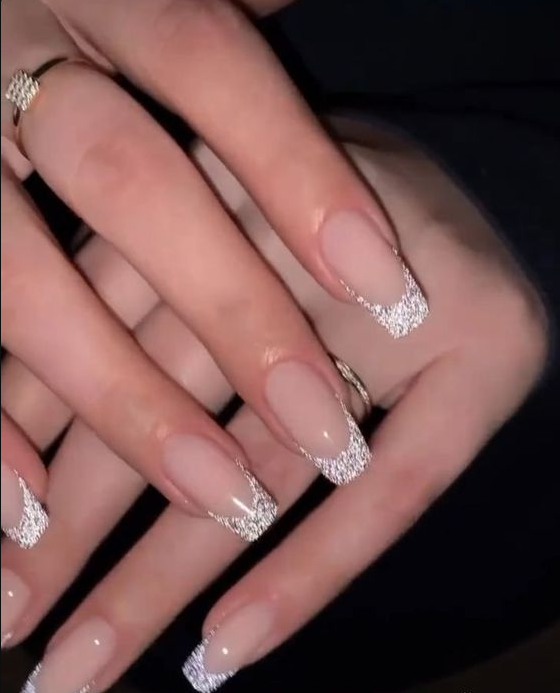 New Years Nails Acrylic - Gorgeous Prom Nails & Designs That Are Hot Right Now